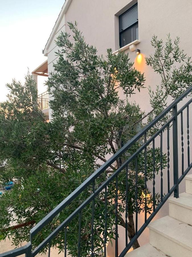 Apartman Vitanov Vinisce Exterior photo