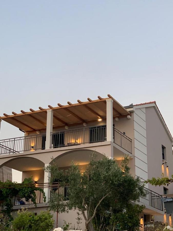 Apartman Vitanov Vinisce Exterior photo